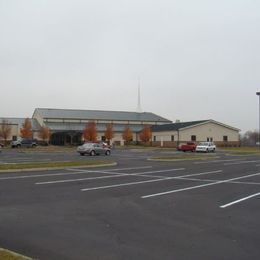 Peace United Methodist Church, Pickerington, Ohio, United States