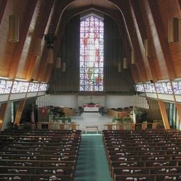 Christ United Methodist Church, Rochester, Minnesota, United States