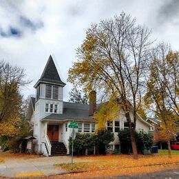 Lincoln Street United Methodist Church, Portland, Oregon, United States