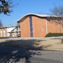 Lakeside United Methodist Church, Oklahoma City, Oklahoma, United States