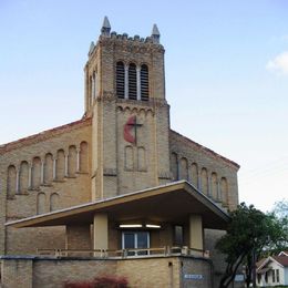 El Divino Salvador United Methodist Church, San Antonio, Texas, United States