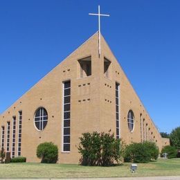 Western Hills United Methodist Church, Fort Worth, Texas, United States