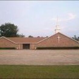 First Assembly of God, Waynesboro, Mississippi, United States