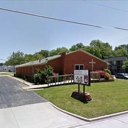 Living Waters Assembly of God Church, Sedalia, Missouri, United States