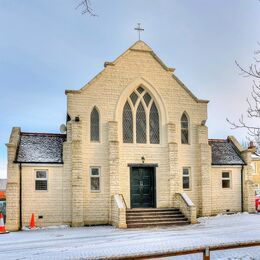 St Columba's Church Viewpark - photo courtesy of Maciej Zurawski