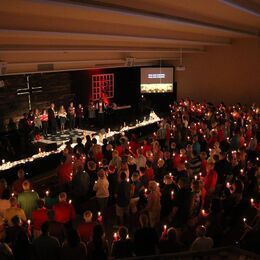 Christmas Eve Candlelight Service 2017