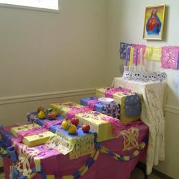 Dia de los Muertos/Day of the Dead Altar