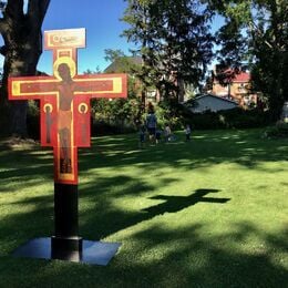 Outdoor Taizé service