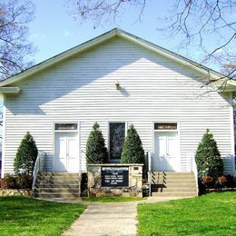 Bethany Presbyterian Church, Statesville, North Carolina, United States - By G Keith Hall - Own work, CC BY-SA 3.0, https://commons.wikimedia.org/w/index.php?curid=21547711