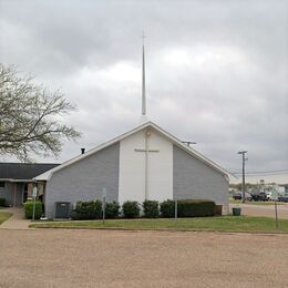 Burleson Church of the Nazarene, Burleson, Texas, United States