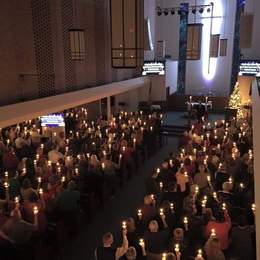 Christmas Eve Candlelight Service 2015