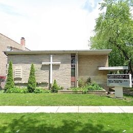 Christ Church of the C&MA, Chicago, Illinois, United States