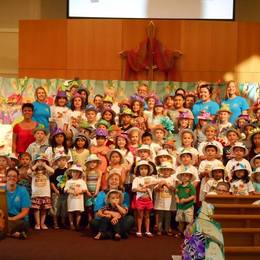 2014 VBS crew & leaders