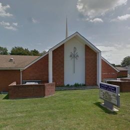 Columbus Avenue Church of Christ, Anderson, Indiana, United States