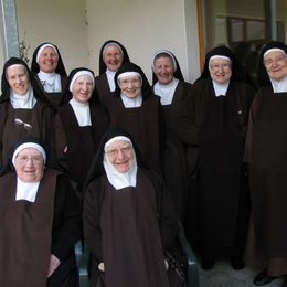 Delgany Carmelite Community and visiting sisters