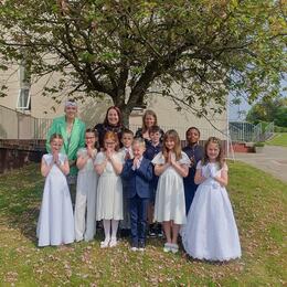 St John Ogilvie PS children celebrating First Holy Communions 2024