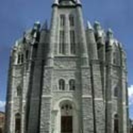 Virgin Mary and Saint Archangel Michael Coptic Orthodox Church, Nashua, New Hampshire, United States