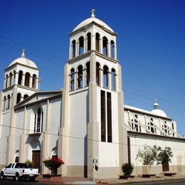 Nuestra Senora de Loreto y San Antonio de Padua Parroquia, Mexicali, Baja California, Mexico