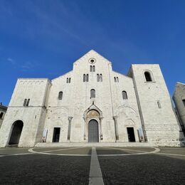 Basilica Pontificia di San Nicola, Bari, Bari, Italy