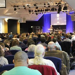 Sunday worship at Letchworth Garden City Church