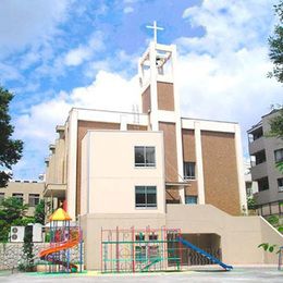 Sangendyaya Catholic Church, Se gaya-ku, Tokyo, Japan