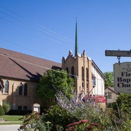 First Baptist Church, Hartford, Wisconsin, United States