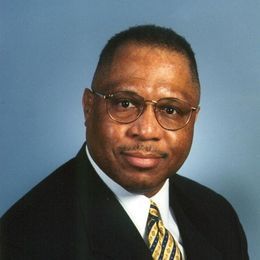 Rev. Arthur Agnew, Senior Pastor