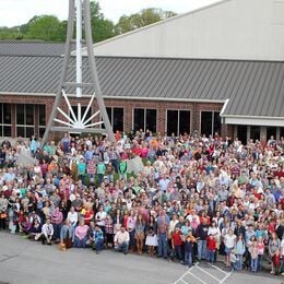 Dickson First Baptist Church, Dickson, Tennessee, United States