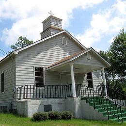 Garners Chapel CME Church Phenix City AL - photo courtesy of gravrgrl