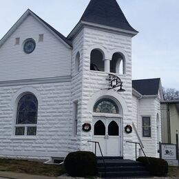 Bevier Community of Christ Church Bevier MO - photo courtesy of JB The Milker