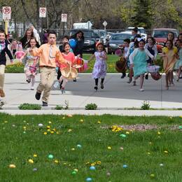 Easter eggs hunt 2017