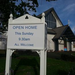 Holy Trinity Church, 20 Church St, Devenport