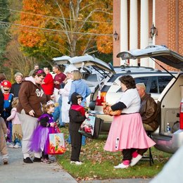 Trunk-or-Treat October 31, 2011