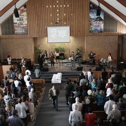 Sunday worship at Howick Baptist Church