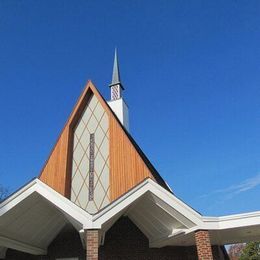 Lakewood United Methodist Church, North Little Rock, Arkansas, United States