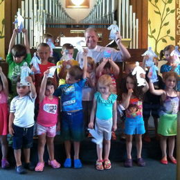 Lots of Flat Jesus at Preschool Camp