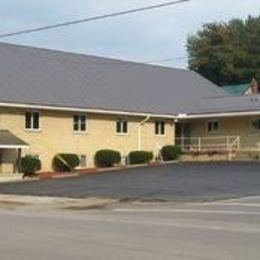 Fifth Street Church Of Christ, Beverly, Ohio, United States