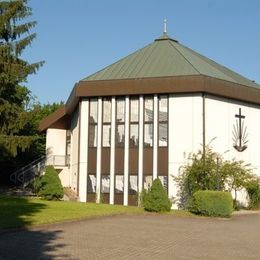 Neuapostolische Kirche Altbach, Altbach, Baden-Wurttemberg, Germany