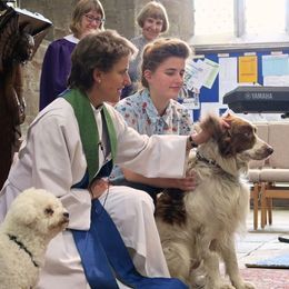 Service for pets with Revd Jean Lamb