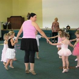 Pure Dance Dance School