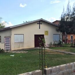 Las Flores Church of the Nazarene Las Flores Cayo District - photo courtesy of  Eric Moreira