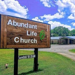 Abundant Life Assembly of God, Winchester, Tennessee, United States