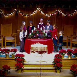 Christmas Eve service 2014 - lighting the candles