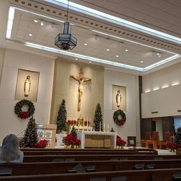 The sanctuary at Christmas - photo courtesy of Rolando Silva