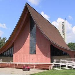 Notre-Dame de l'Eau Vive, Gatineau, Quebec, Canada