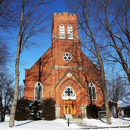 Huntingdon United Church Huntingdon QC - photo courtesy of Denis Legault