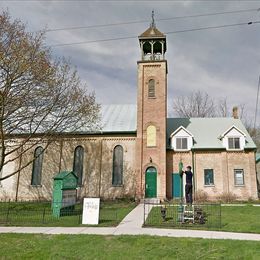 Lynden United Church, Lynden, Ontario, Canada