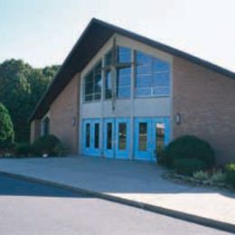 St. Robert Bellarmine Church, Windsor Locks, Connecticut, United States