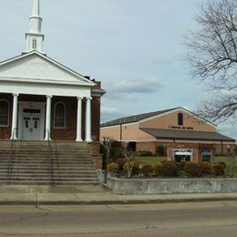 Baldwyn First United Methodist Church, Baldwyn, Mississippi, United States