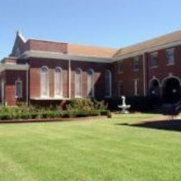 Dickson First United Methodist Church, Dickson, Tennessee, United States